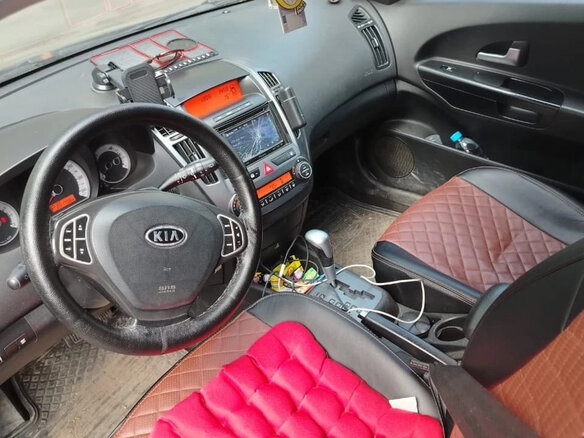 2009 Kia Ceed I, чёрный, 700000 рублей - вид 5