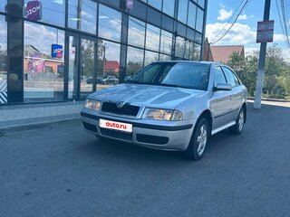 2004 Skoda Octavia I (A4) Рестайлинг, серебристый, 399000 рублей, вид 2