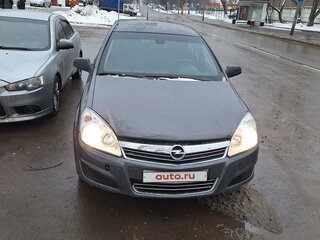 2011 Opel Astra H Рестайлинг, серый, 450000 рублей, вид 1