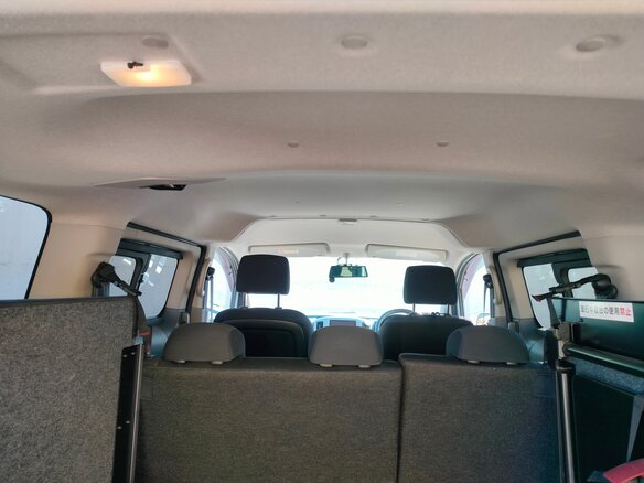 2019 Nissan NV200, серебристый, 2350000 рублей - вид 12