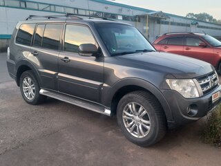 2013 Mitsubishi Pajero IV Рестайлинг 1, серый, 1500000 рублей, вид 3