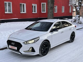 2019 Hyundai Sonata VII (LF) Рестайлинг, белый, 1490000 рублей, вид 2