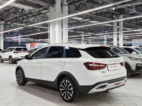 2024 Lada (ВАЗ) Vesta SW Cross I Рестайлинг (NG), белый, 1454000 рублей, вид 4