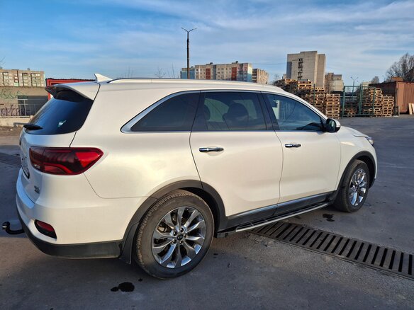2018 Kia Sorento II Рестайлинг, белый, 2900000 рублей - вид 15