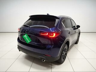 2024 Mazda CX-5 II Рестайлинг, синий, 2700000 рублей, вид 4