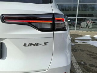 2025 Changan UNI-S I, белый, 3179900 рублей, вид 5