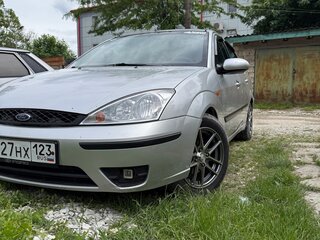 2004 Ford Focus I Рестайлинг, серебристый, 550000 рублей, вид 1