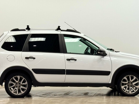 2023 Lada (ВАЗ) Granta Cross I Рестайлинг, белый - вид 4