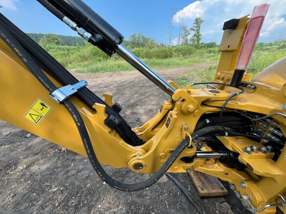 2008 Caterpillar 428, жёлтый, 7600000 рублей - вид 17