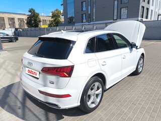 2017 Audi Q5 II (FY), белый, 3200000 рублей, вид 4