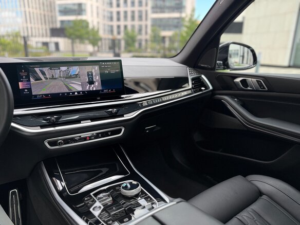 2025 BMW X5 30d IV (G05/G18) Рестайлинг, чёрный, 17000000 рублей - вид 28
