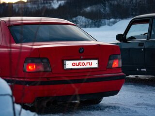 1991 BMW 3 серии 318i III (E36), красный, 500000 рублей, вид 4