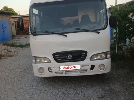 2011 Hyundai HD35, белый, 450000 рублей, вид 1