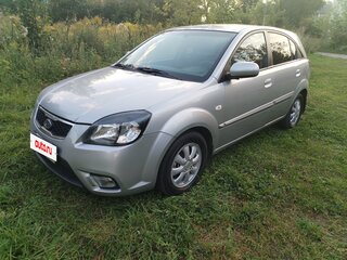 2010 Kia Rio II Рестайлинг, серебристый, 470000 рублей, вид 3