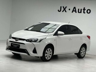 2022 Toyota Yaris IV, белый, 950000 рублей, вид 3