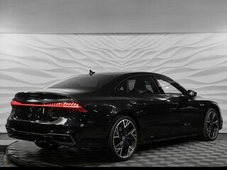 2026 Audi A7 L 45 TFSI II (4K), чёрный, 6890000 рублей, вид 4