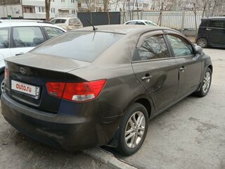 2011 Kia Cerato 6-speed II, коричневый, 690000 рублей, вид 3