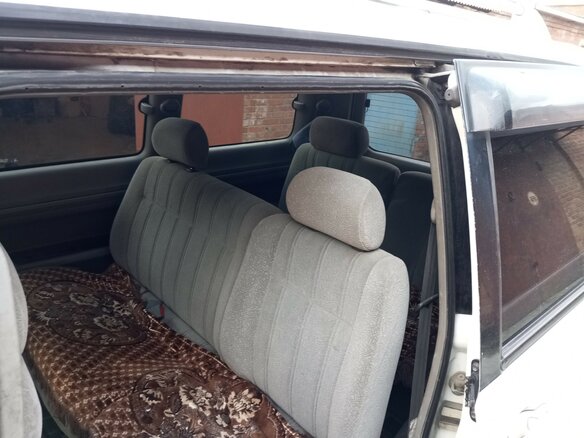 2000 Toyota TownAce, белый, 650000 рублей - вид 4