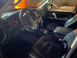2014 Toyota Land Cruiser 200 Series Рестайлинг 1, чёрный, 3500000 рублей, вид 4