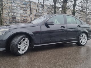 2009 Mercedes-Benz C-Класс 180 5G-TRONIC III (W204), чёрный, 950000 рублей, вид 2