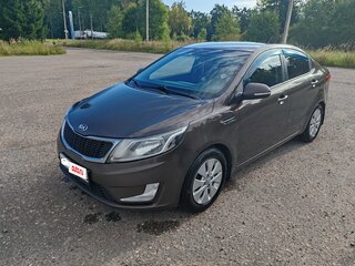 2015 Kia Rio 6-speed III, коричневый, 879000 рублей, вид 1
