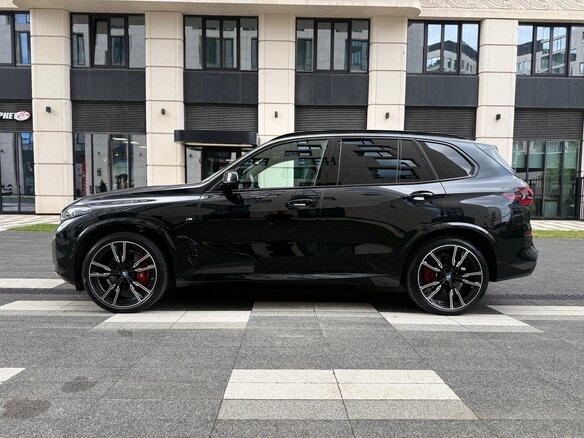 2025 BMW X5 30d IV (G05/G18) Рестайлинг, чёрный, 17000000 рублей - вид 9