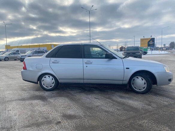 2013 Lada (ВАЗ) Priora I, серебристый, 440000 рублей - вид 3
