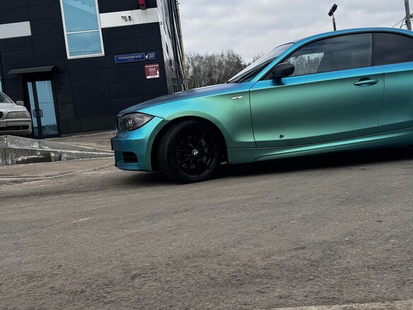 2011 BMW 1 серии 135i I (E82/E88) Рестайлинг 2, синий, 2200000 рублей - вид 6