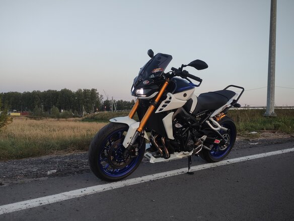 2018 Yamaha MT-09 (FZ-09), белый, 800000 рублей - вид 12