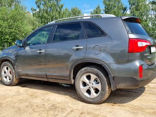 2013 Kia Sorento II Рестайлинг, серый, 1999999 рублей, вид 3