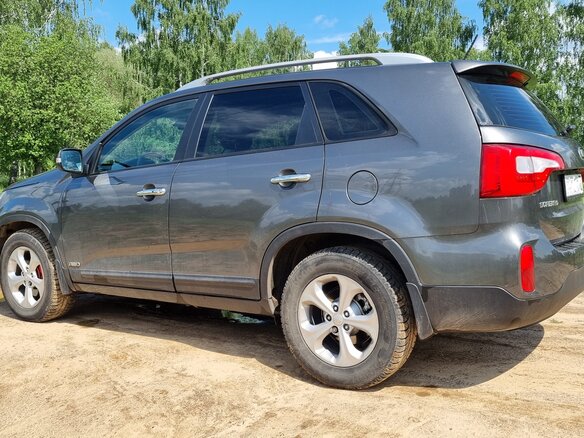 2013 Kia Sorento II Рестайлинг, серый, 1999999 рублей - вид 2