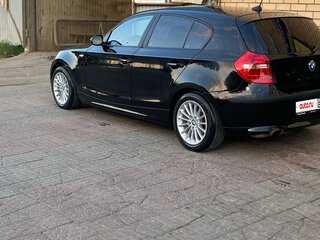 2009 BMW 1 серии 116i I (E81/E82/E87/E88) Рестайлинг, чёрный, 1050000 рублей, вид 3