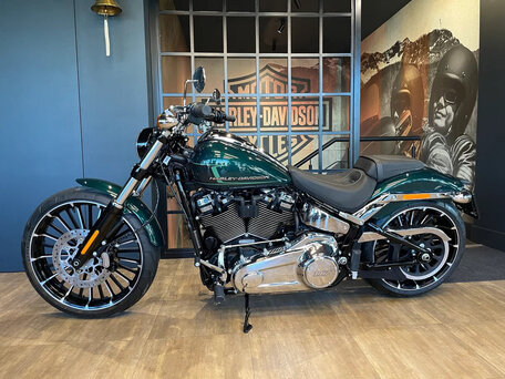 2024 Harley-Davidson Breakout, зелёный, 3500000 рублей, вид 2