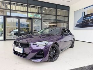 2025 BMW 2 серии 225i G42 Рестайлинг, фиолетовый, 5239000 рублей, вид 2