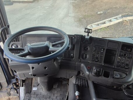 2000 Scania 4-Series, синий, 2000000 рублей, вид 3