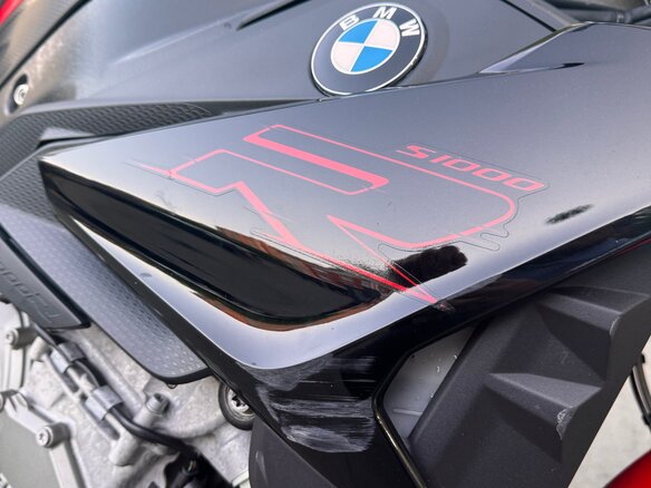 2018 BMW S 1000 R, красный, 1050000 рублей - вид 13