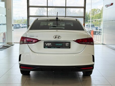 2020 Hyundai Solaris II Рестайлинг, белый, 1427000 рублей, вид 5
