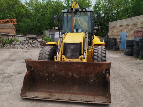 2015 New Holland B115B, жёлтый, 6500000 рублей, вид 2