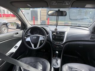 2013 Hyundai Solaris I, серый, 650000 рублей, вид 5
