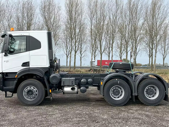 2026 Iveco Trakker, белый, 27257682 рублей - вид 2