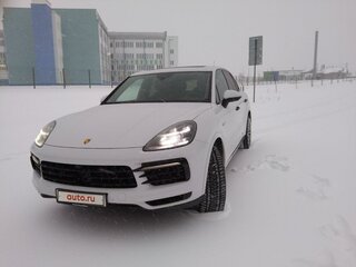 2019 Porsche Cayenne E-Hybrid III, белый, 6183352 рублей, вид 2