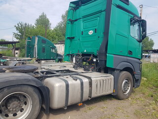 2015 Mercedes-Benz Actros, зелёный, 4960000 рублей, вид 1