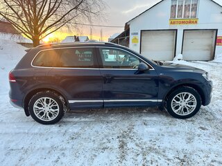 2012 Volkswagen Touareg II, синий, 2680000 рублей, вид 4