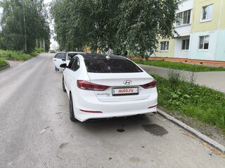 2017 Hyundai Elantra VI (AD), белый, 1250000 рублей, вид 3