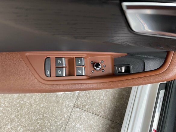 2020 Audi A4 40 TFSI V (B9) Рестайлинг, белый, 3270000 рублей - вид 16