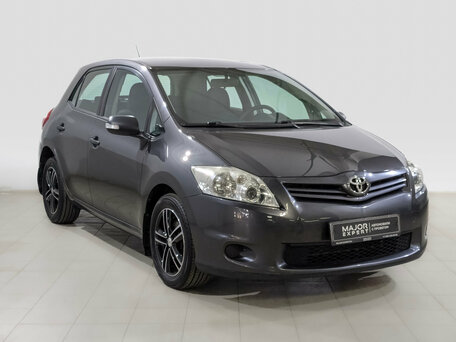 2010 Toyota Auris I Рестайлинг, серый, 1135000 рублей, вид 3