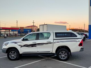 2022 Toyota Hilux VIII Рестайлинг 2, белый, 5000000 рублей, вид 5