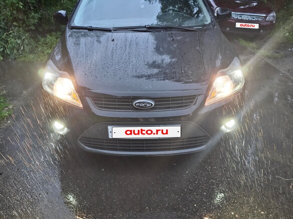 2008 Ford Focus II Рестайлинг, чёрный, 500000 рублей - вид 3