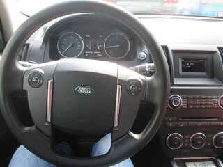 2013 Land Rover Freelander II Рестайлинг 2, белый, 2500000 рублей, вид 4