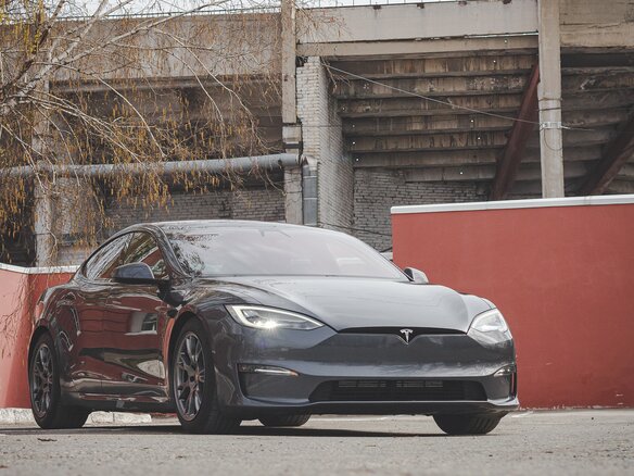 2021 Tesla Model S Plaid I Рестайлинг 2, серый, 7999000 рублей - вид 27
